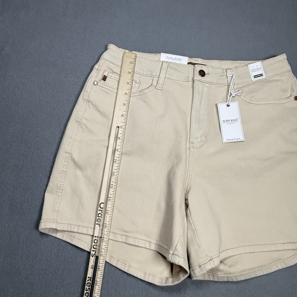 Judy Blue Denim Shorts Womens 1XL (32x6) Bone White High-Waist Garmet Dyed NEW - Picture 8 of 9